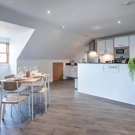 The Loft - Spacious Luxury 2 Bed 2 Bath With Free Secure Parking And Tube Close By Londen Buitenkant foto